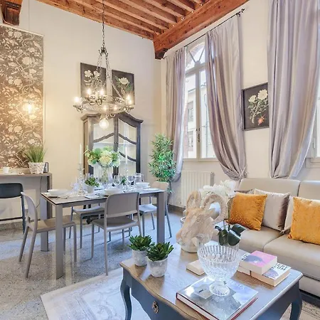 Casa Arias Apartment *