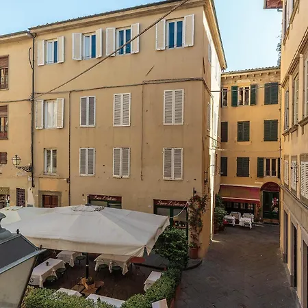 Casa Arias Lucca